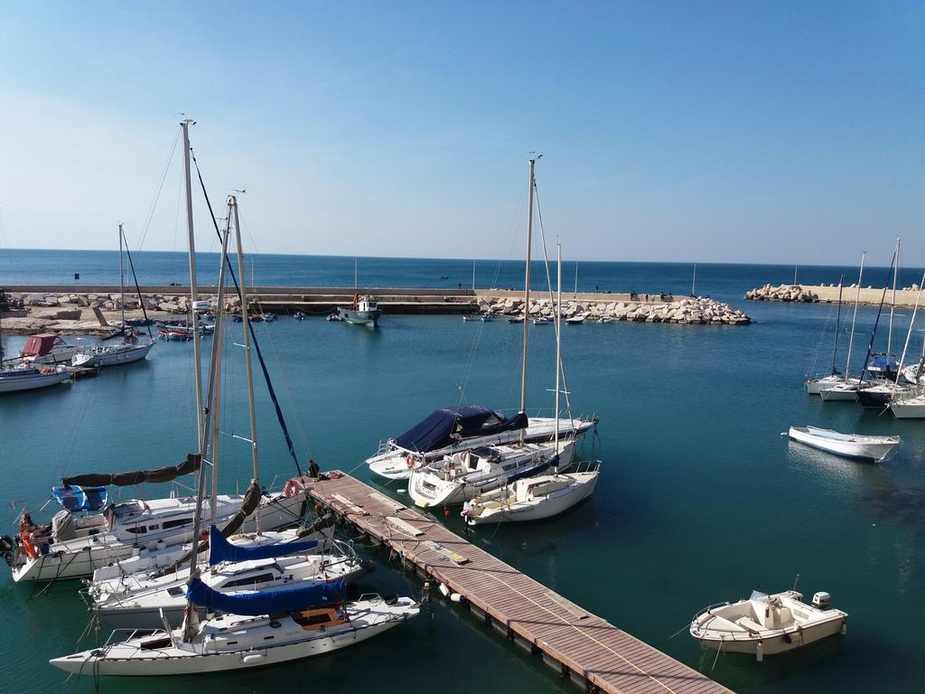 Il Da Vinci casa vacanze Giovinazzo Esterno foto