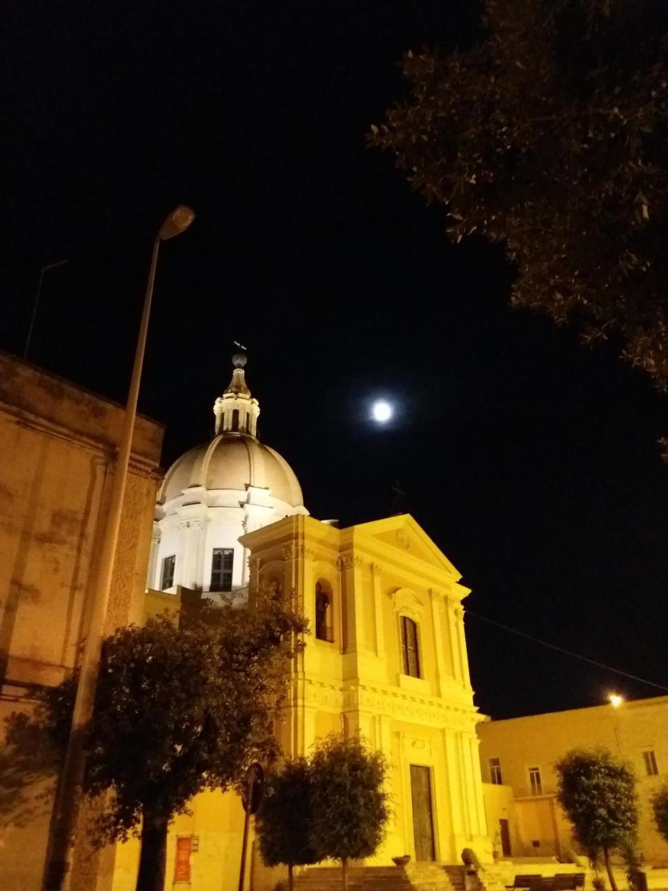 Il Da Vinci casa vacanze Giovinazzo Esterno foto